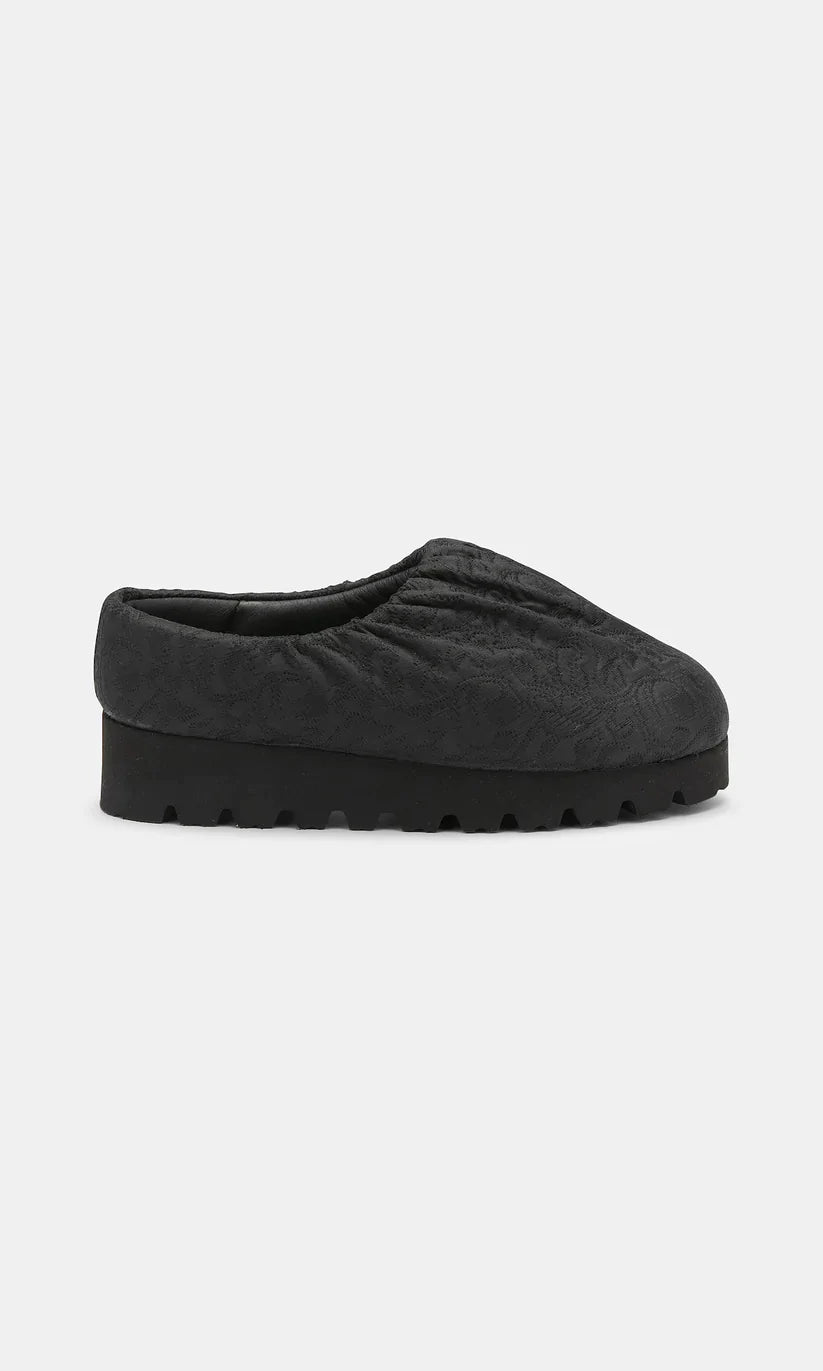 Yume Yume Black Jaquard Camp Shoe Low – seattlemet