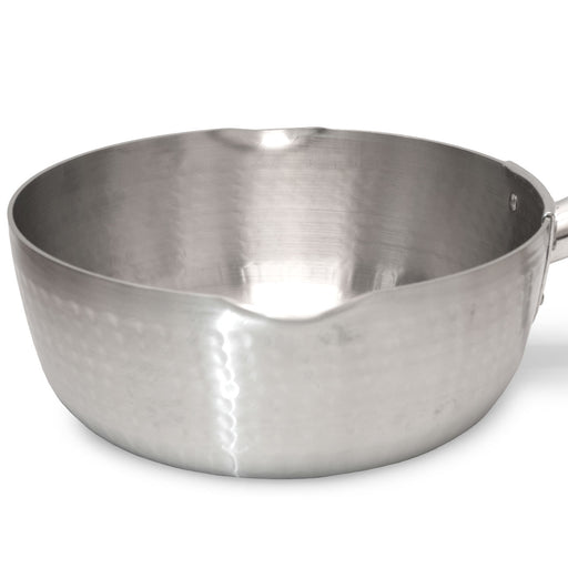 Gingko Yukihira 2.2-Quart Saucepan in Silver