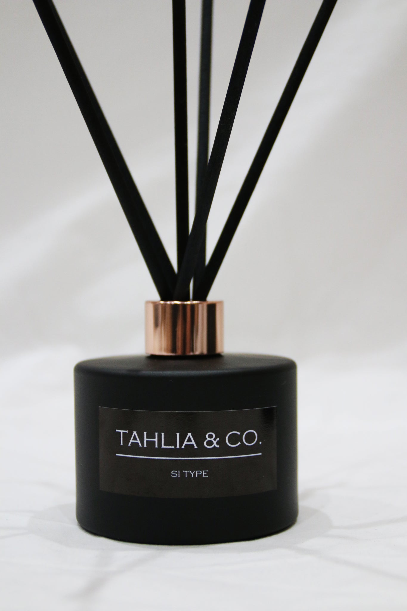 Reed Diffuser (Giorgio Armani Si) – Tahlia & Co