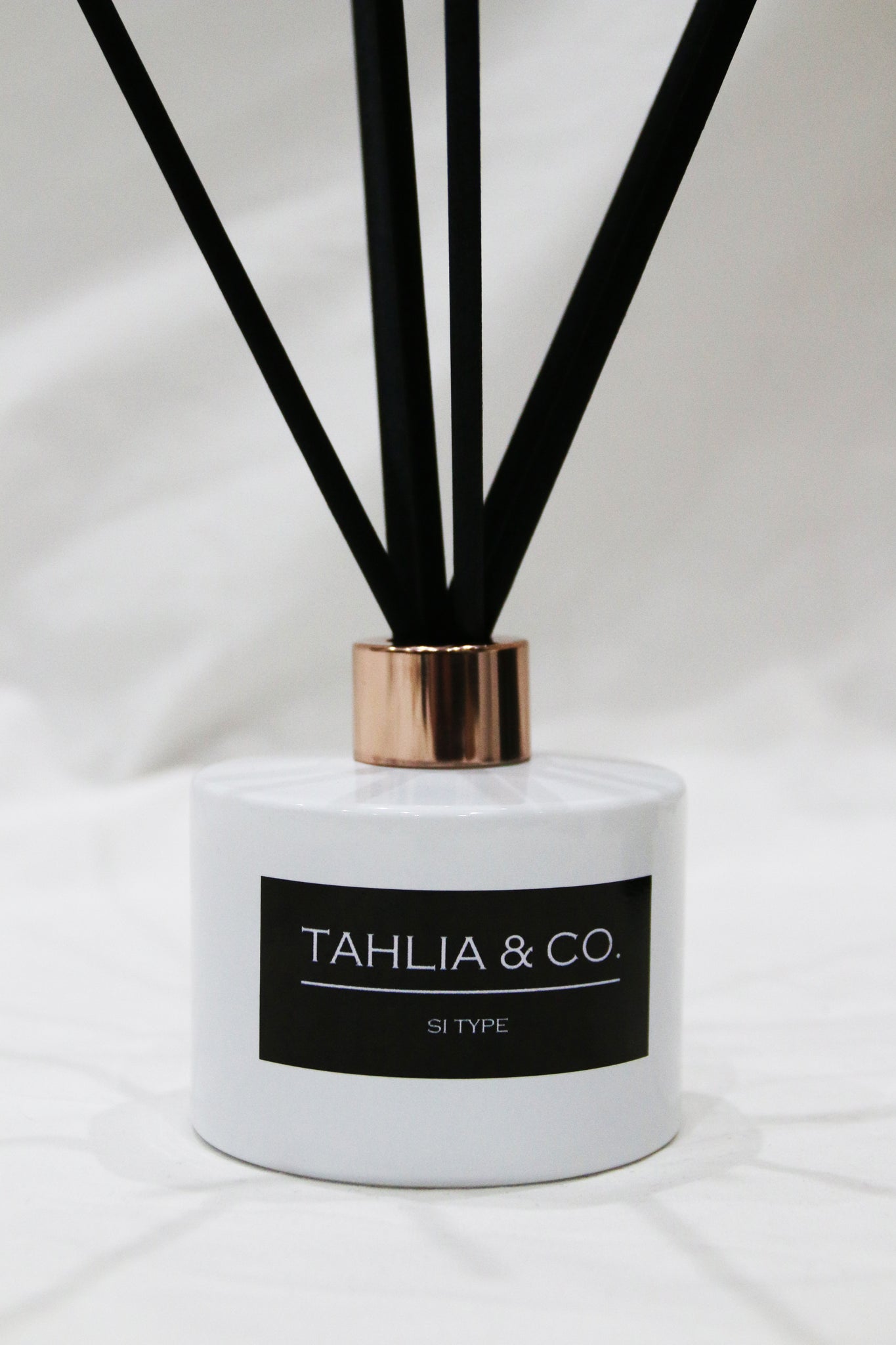 Reed Diffuser (Giorgio Armani Si) – Tahlia & Co