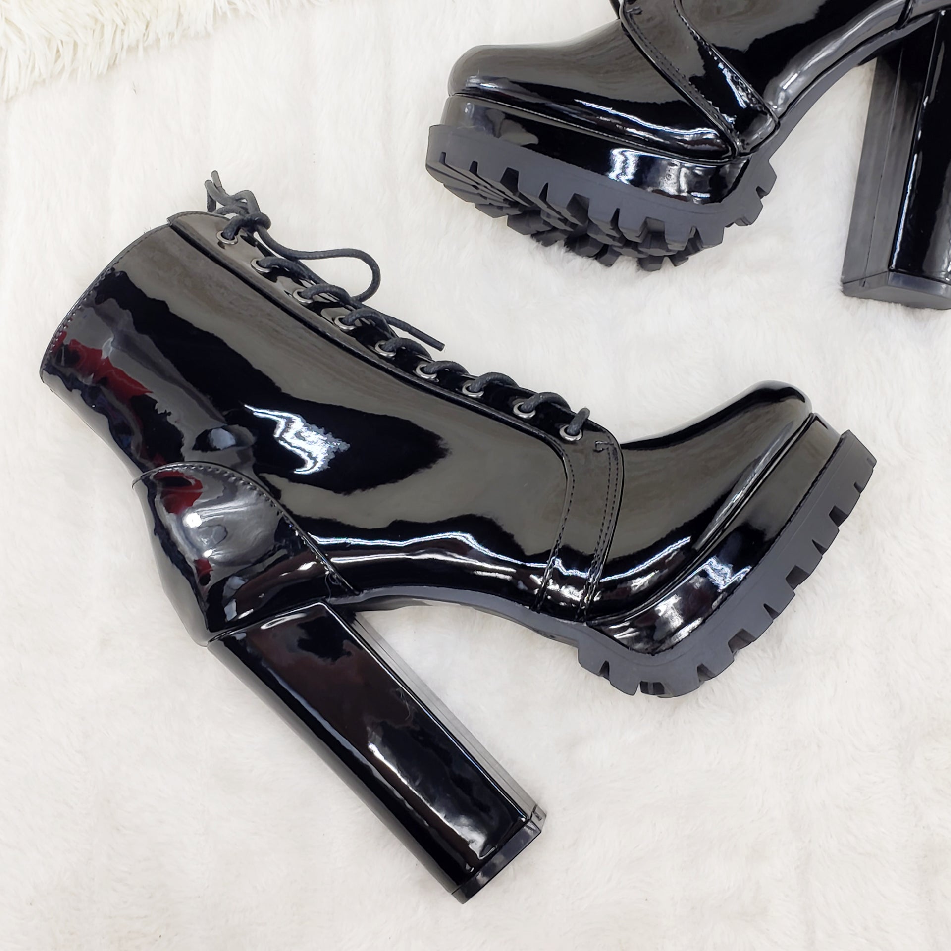 Wild Diva Vivian Black Patent Chunky Heel Platform Ankle Boots ...