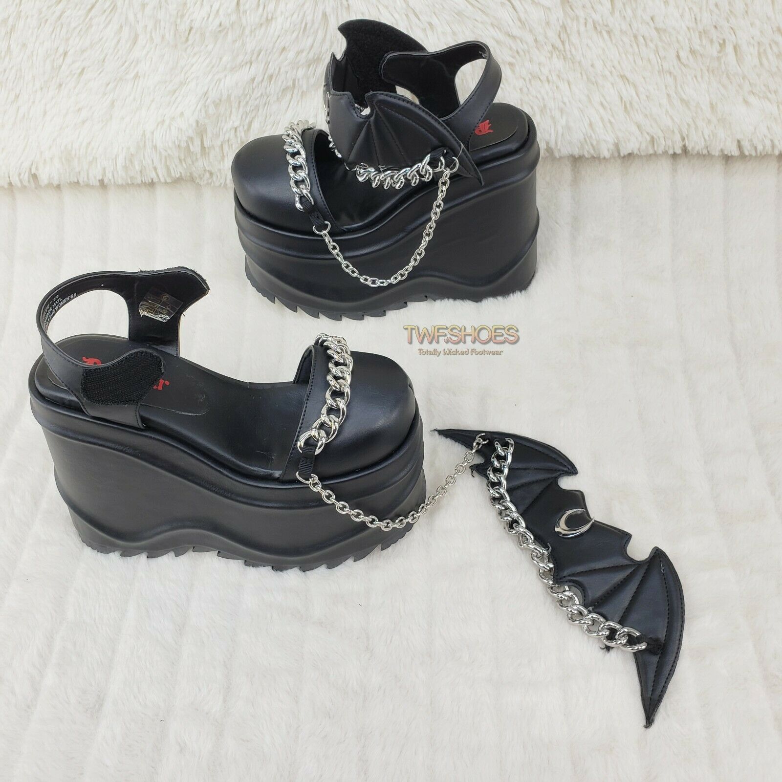 Wave 20 - 6" Platform Goth Bat Chain Closure Sandals Shoes Matte Black NY