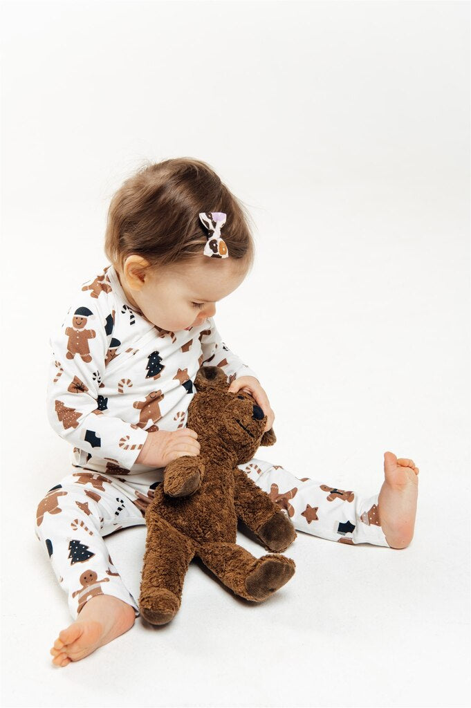 Sustainable kids clothing from organic cotton, organic kids fashion. Kids Christmas clothing and sustainable kids fashion