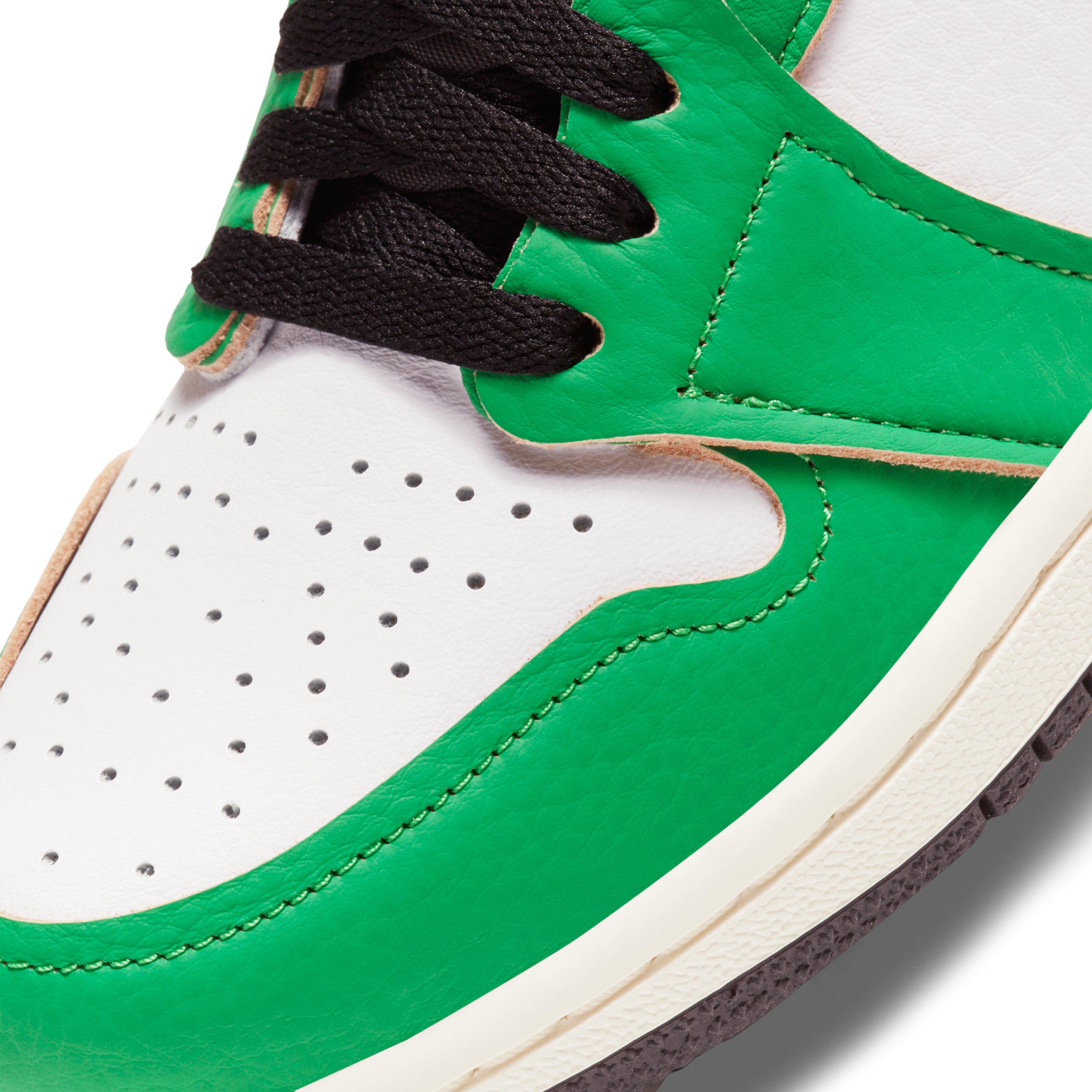 air jordan mid lucky green