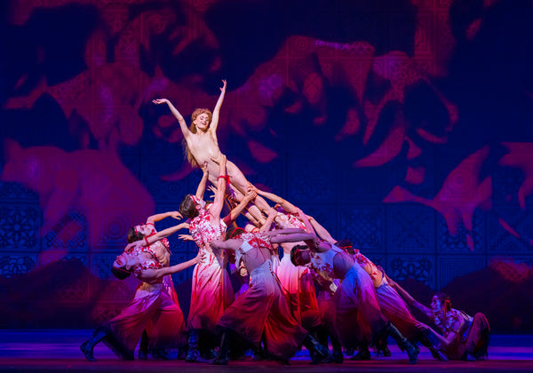 Francesca Hayward (Tita), Marcelino Sambé (Pedro), Laura Morera (Elena), Mayara Magri (Rosaura), Matthew Ball (Dr John), Anna Rose O'Sullivan (Gertrudis), Christina Arestis (Nacha) in Like Water For Chocolate by The Royal Ballet @ Royal Opera House. Choreography by Christopher Wheeldon. Conductor Alondra de la Parra. (Opening 02-06-2022) ©Tristram Kenton 06-22 (3 Raveley Street, LONDON NW5 2HX TEL 0207 267 5550  Mob 07973 617 355)email: tristram@tristramkenton.com