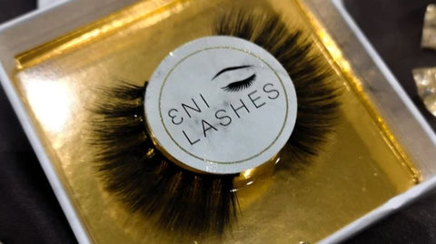 are false eyelashes safe?