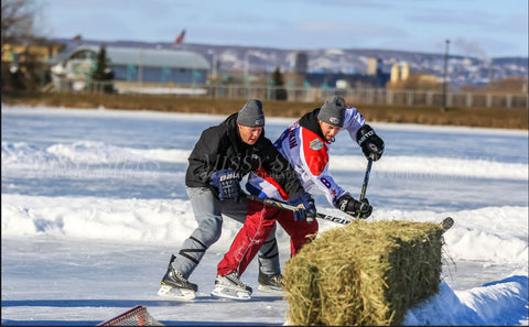 AK Pond Hockey Classic is outdoor hockey, and a whole lot more - Anchorage  Daily News