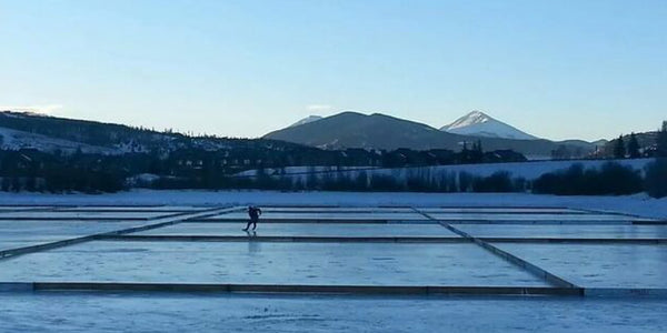 Image of the outdoor ice rinks at the Pabst Colorado Pond Hockey Tournament.