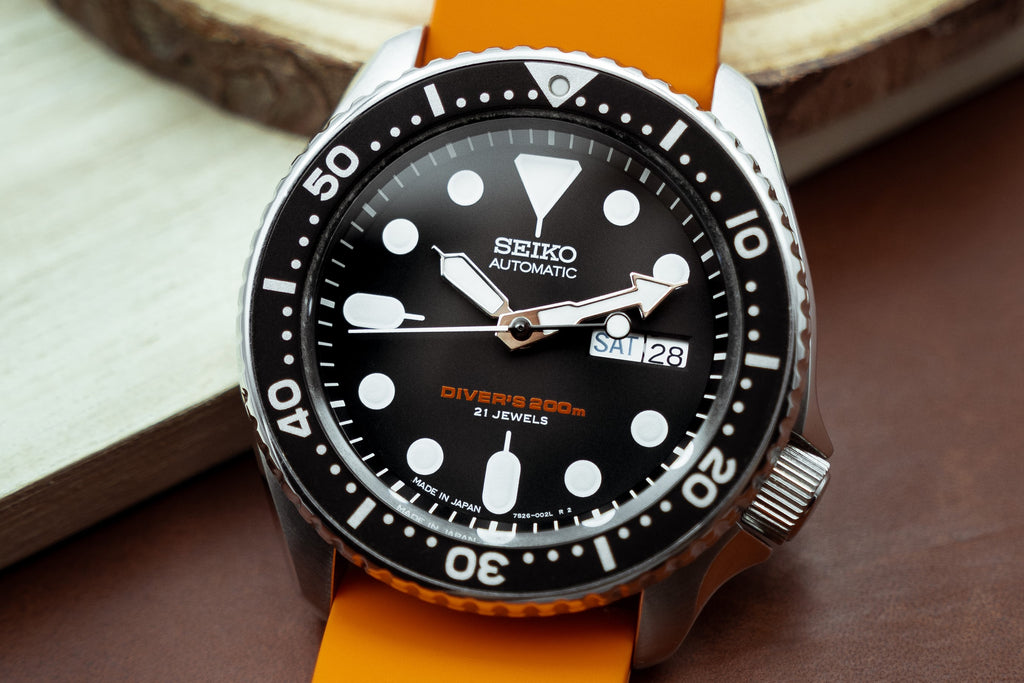 Custom Leather Watch Strap for Seiko SKX007 by Strapatelier
