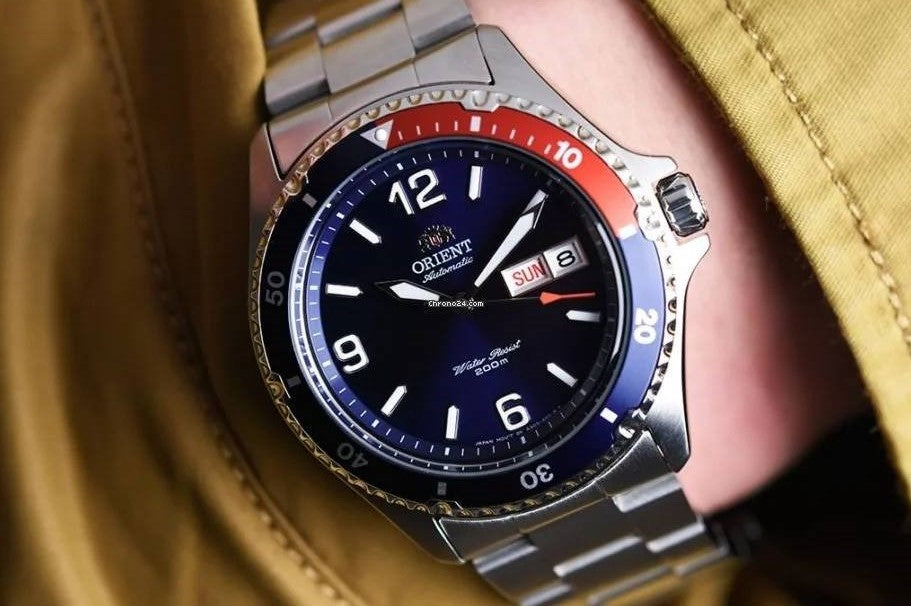 Orient Mako 2 Pepsi Collection by Chrono24