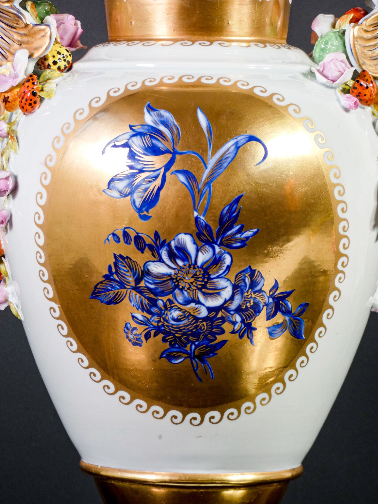 vaso ceramica sevres porcellana dipinta dorata a mano anfora francia epoca