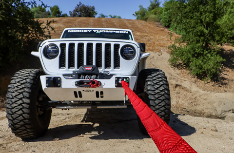 gluetread 2023 gift guide for offroaders - tow strap