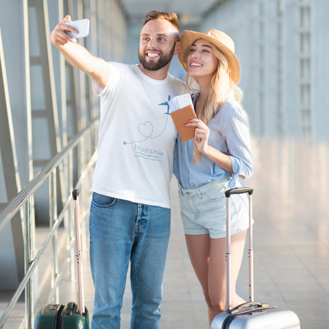 hodophiles taking a selfie - people who love to travel