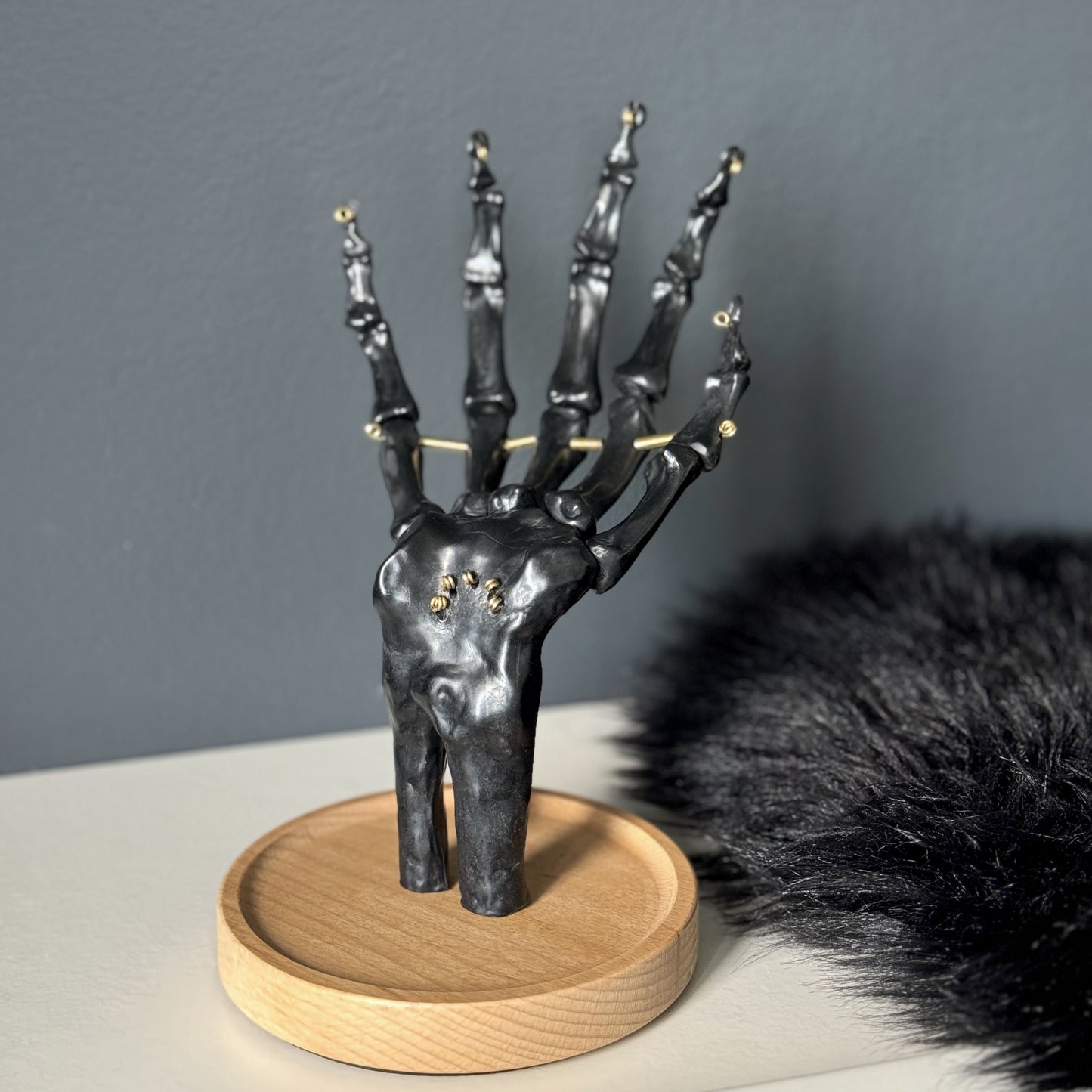 Décoration design doigt d'honneur – Darkmedusa