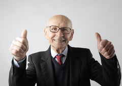 velvet beans is used to treat Parkinson's disease (Image - An old man showing thumbs up)