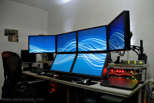 How Many Monitors Can Windows 10 Support