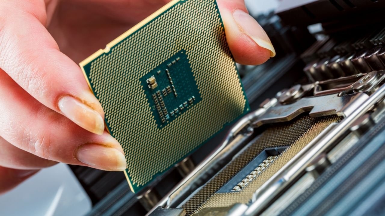 How To Clean A CPU