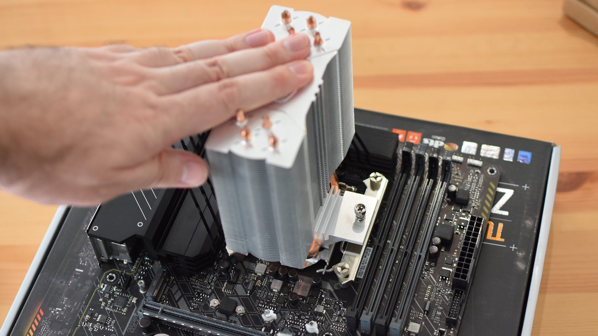 How To Mount CPU Cooler