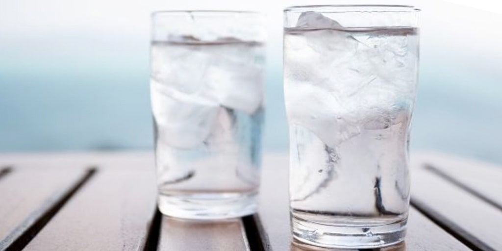 2-glasses-of-cold-water