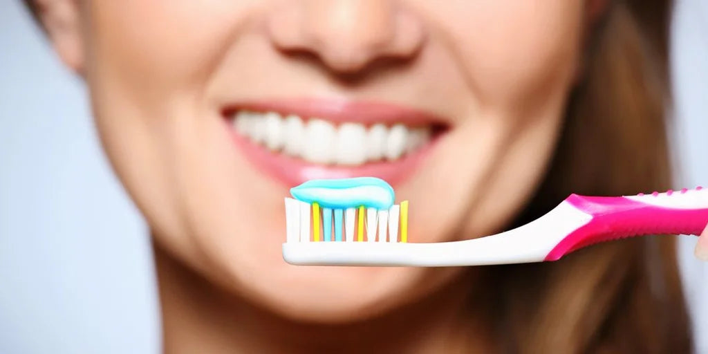 Brushing and flossing: the basics of oral hygiene