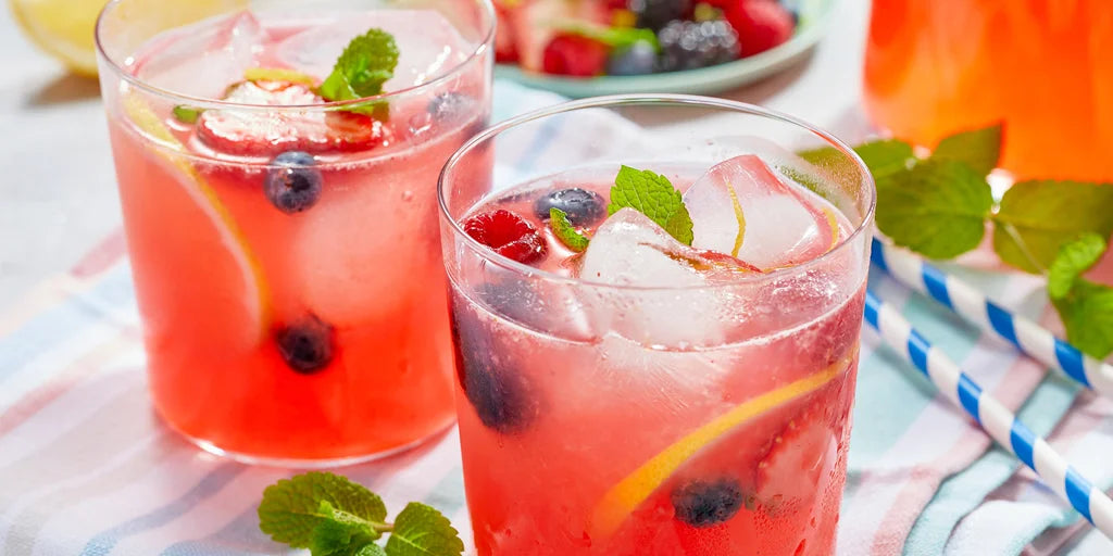 Sparkling berry lemonade