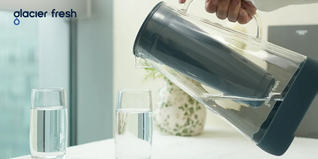 glass water pitcher