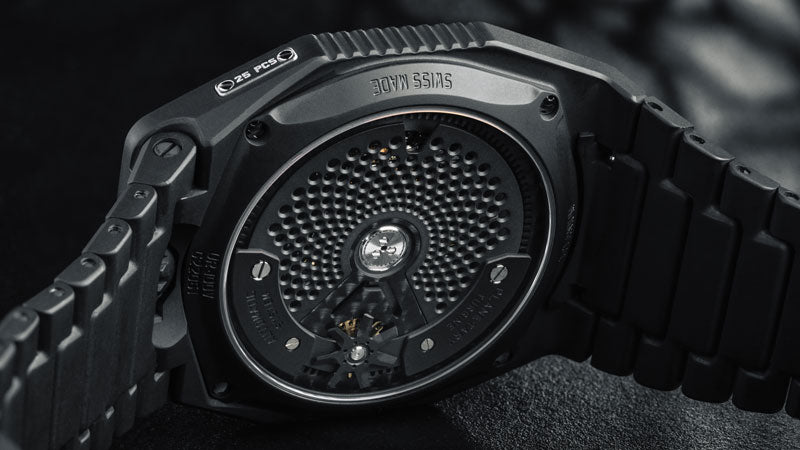 Urwerk UR-100V Full Black Titanium Jacket caseback