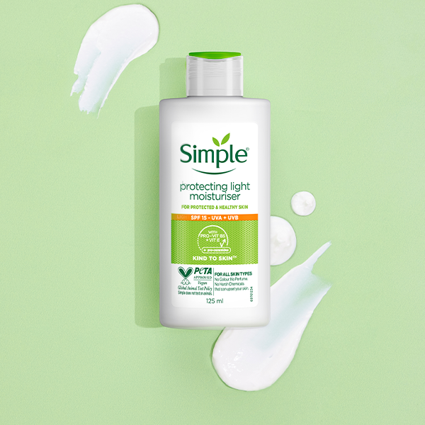 Simple Skincare Protecting Light Moisturiser with SPF 15