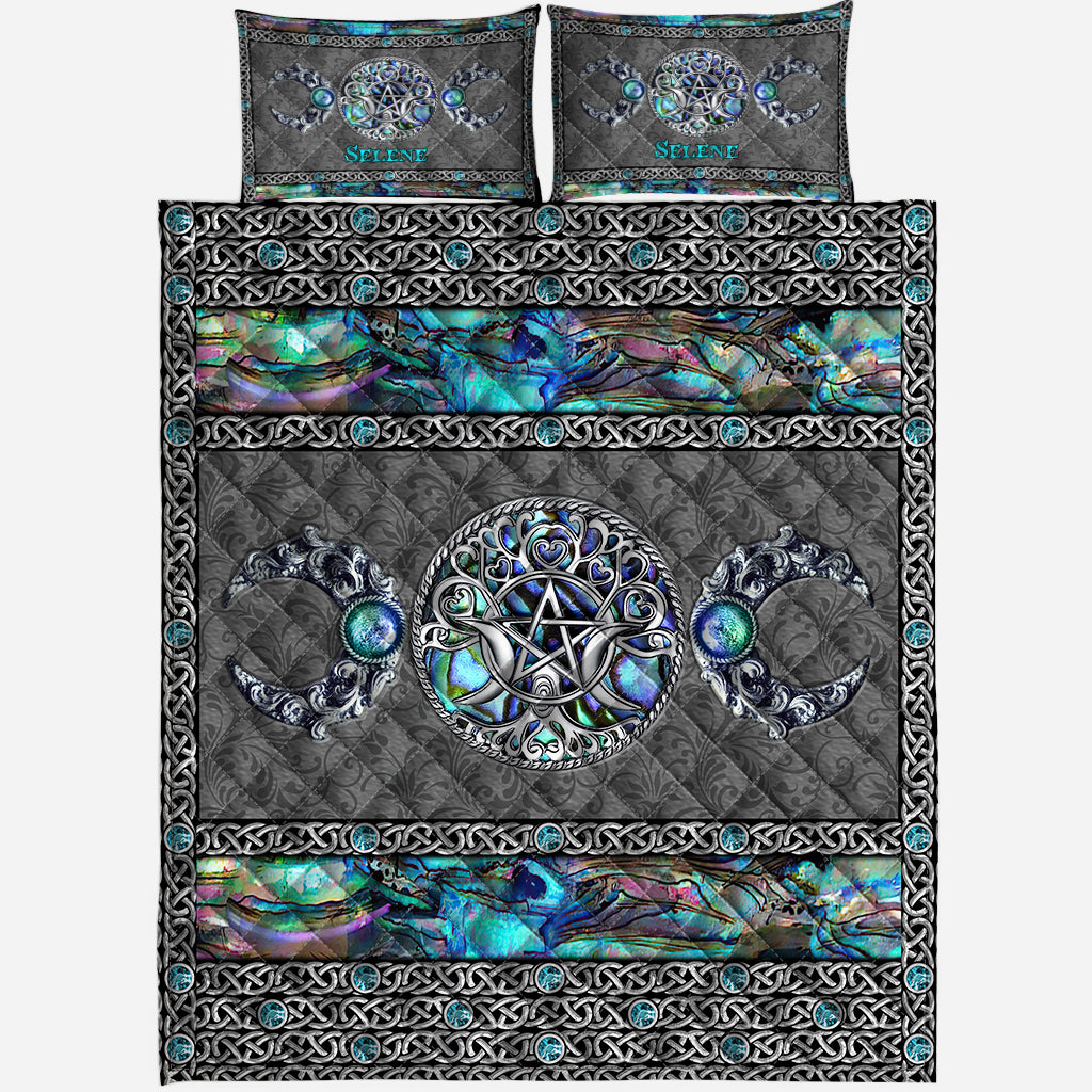 Mystery Spirit Triple Moon - Personalized Witch Quilt Set With 3D Pattern Print