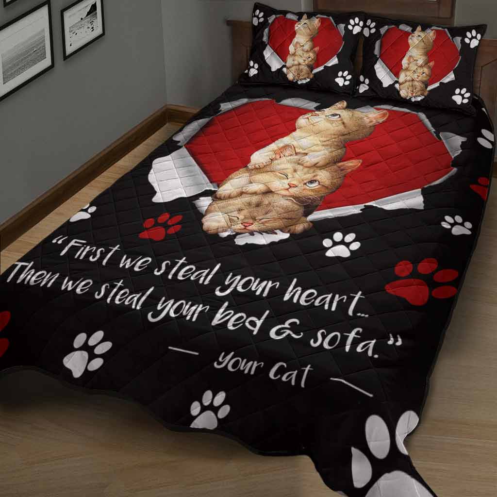 First We Steal Your Heart - Cat Quilt Bed Set