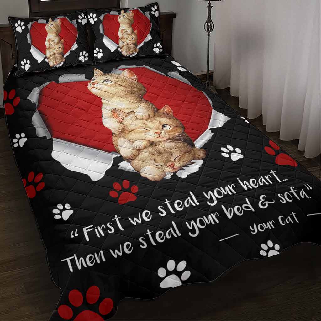 First We Steal Your Heart - Cat Quilt Bed Set