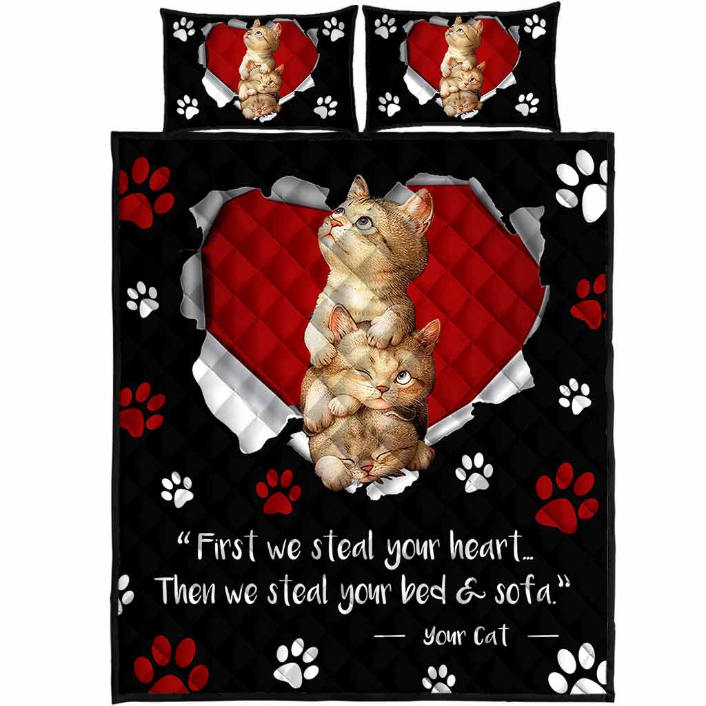 First We Steal Your Heart - Cat Quilt Bed Set