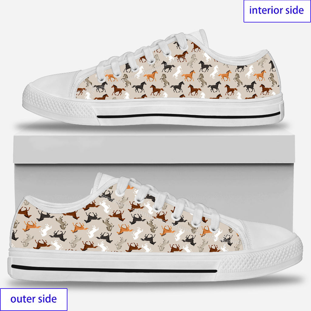 Retro Horses Horse Low Top Shoes