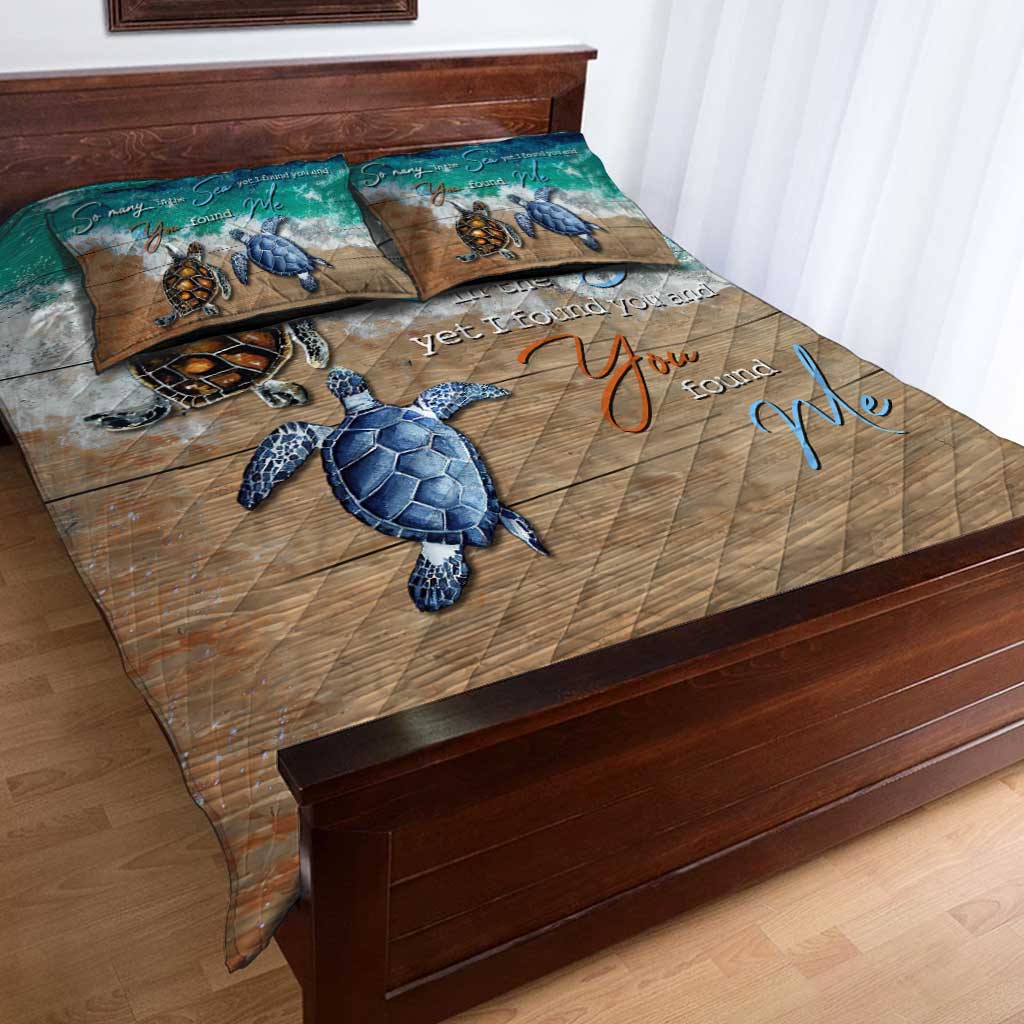 So Many In The Ocean - Turtle Personalized Quilt Set
