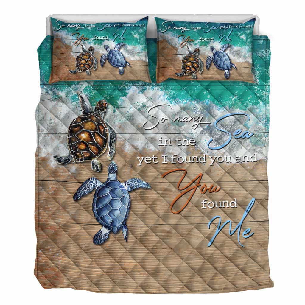 So Many In The Ocean - Turtle Personalized Quilt Set