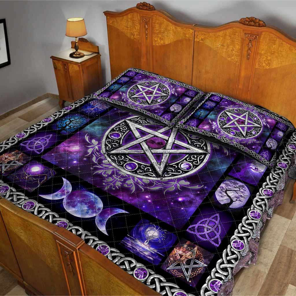 Witch Vibes Purple Pentagram Quilt Set