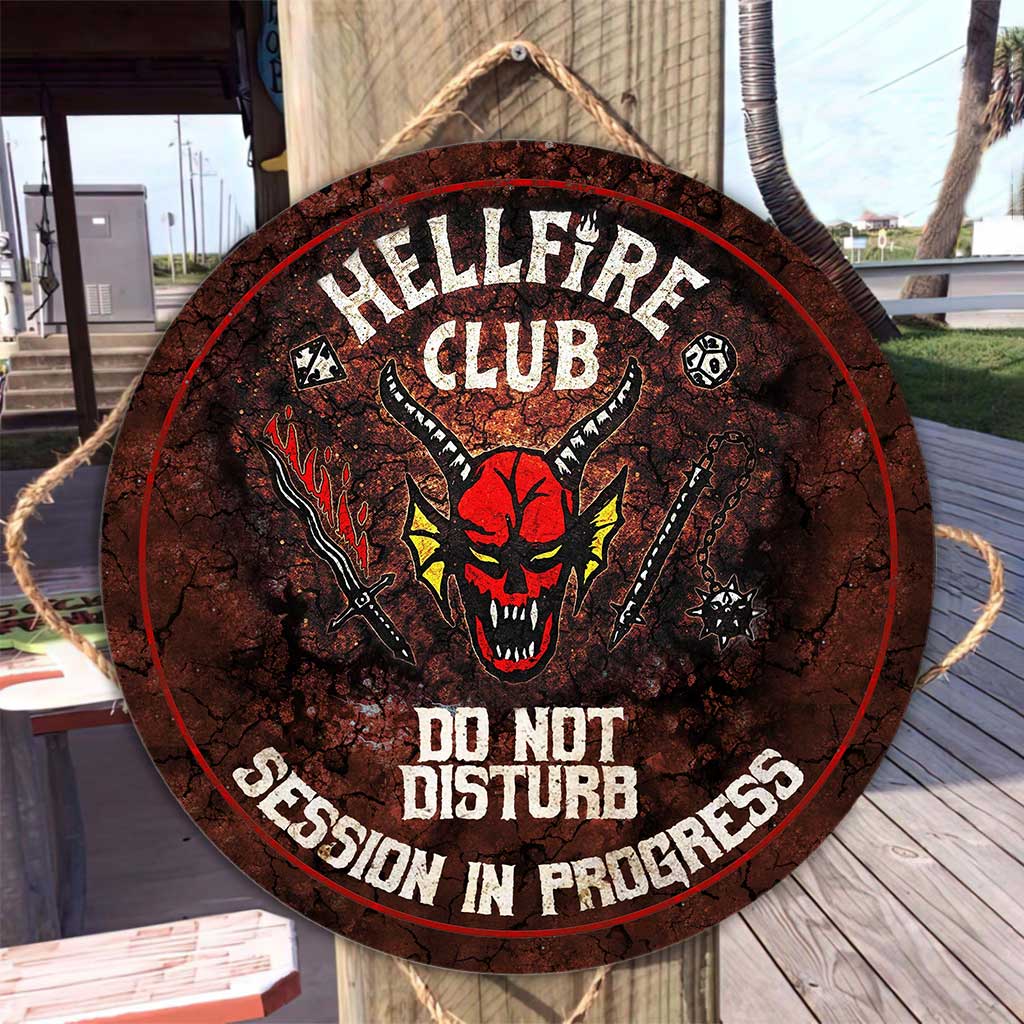 Do Not Disturb - Stranger Things Round Wood Sign