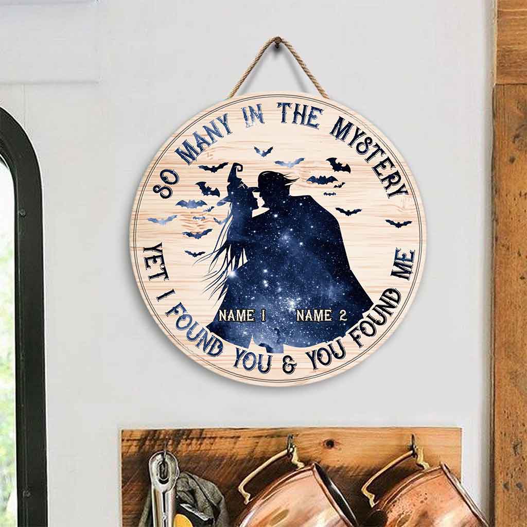 So Many In The Mystery - Witch Personalized Round Wood Sign