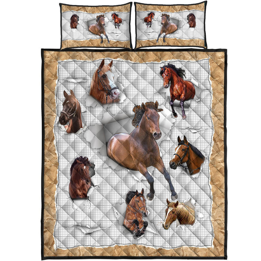 Horses Quilt Bed Set