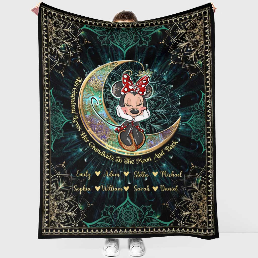 This Grandma Loves Her Grandkids To The Moon And Back - Personalized Mouse Blanket