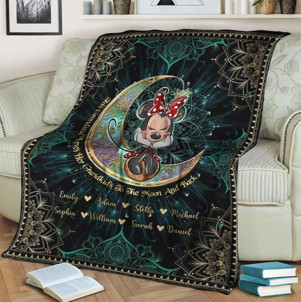 This Grandma Loves Her Grandkids To The Moon And Back - Personalized Mouse Blanket