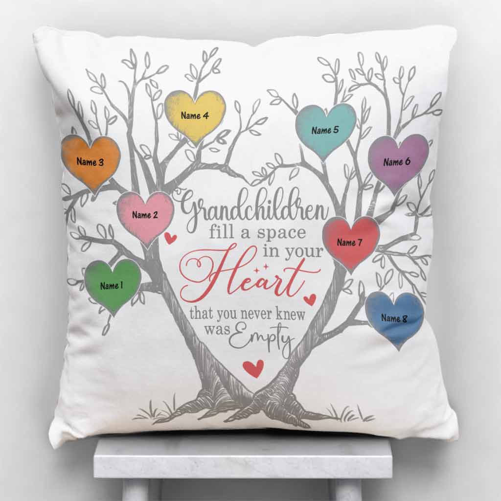 Mom Grandma Family Tree Heart - Personalized Throw Pillow
