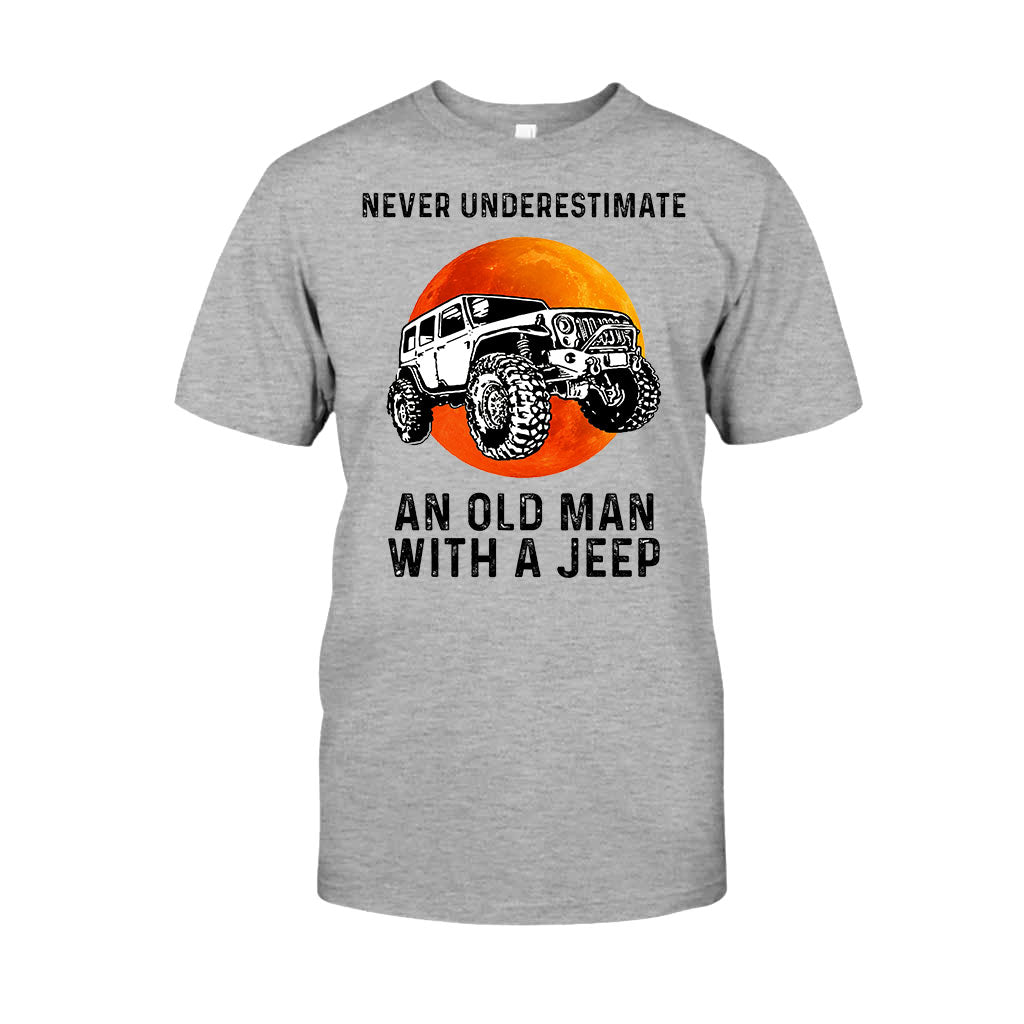 Never Underestimate An Old Man - Car T-shirt and Hoodie 1121