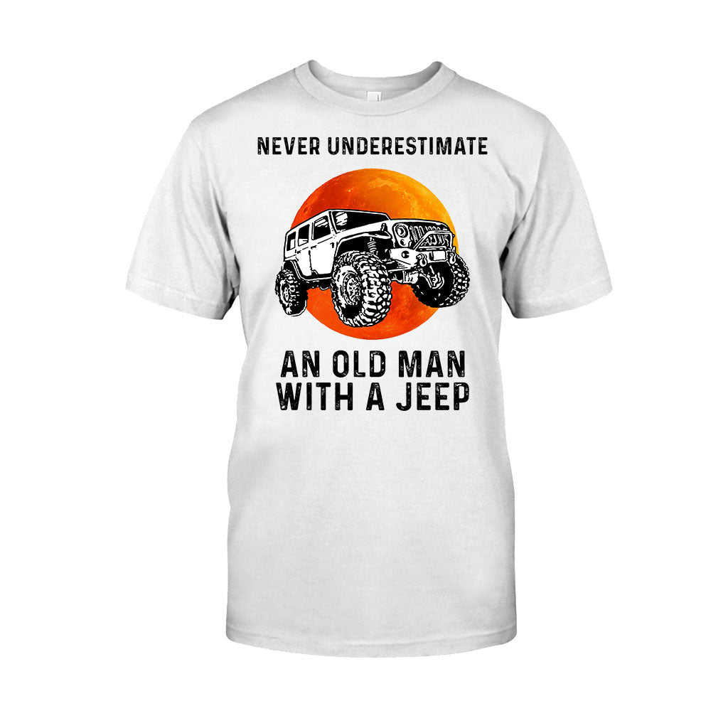 Never Underestimate An Old Man - Car T-shirt and Hoodie 1121