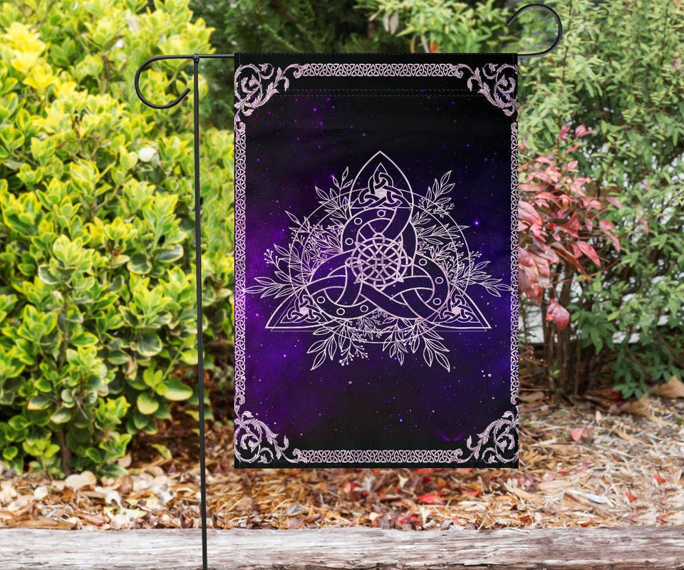 Triquetra Wicca Pagan - Witch Garden Flag 0822