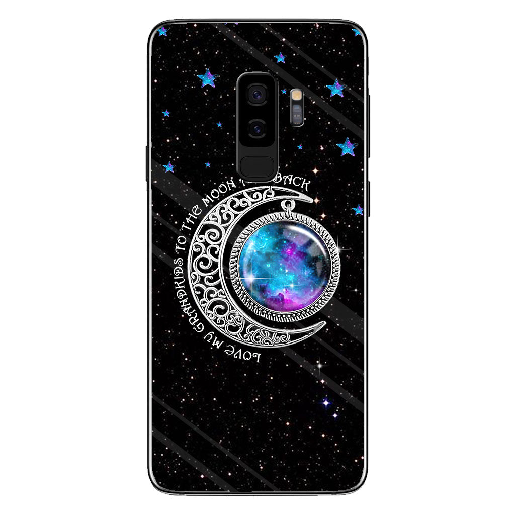 Love My Grandchildren To The Moon And Back - Grandma Personalized Phone Case