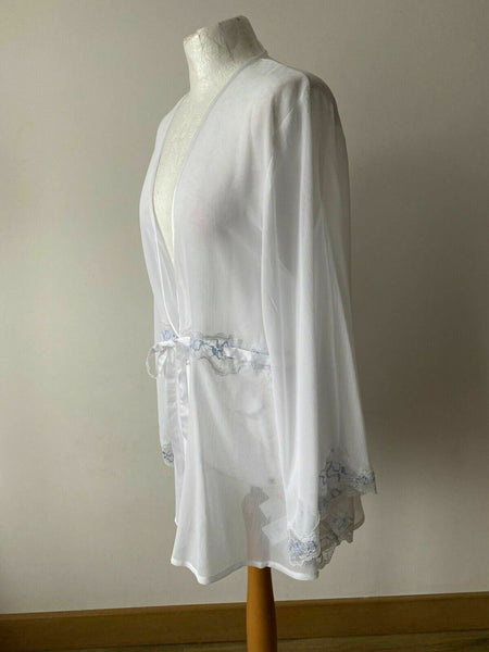 mint & berry White Lace Mini Robe Size L  12 Short Sleeve with Draped Sleeve 3