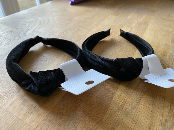 New Look 2 x Black Velvet Knot Plain Headbands 1