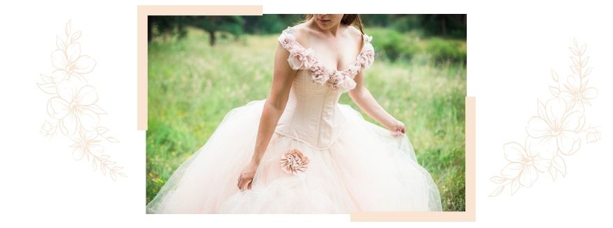 korsett på viktoriansk bröllopsklänning