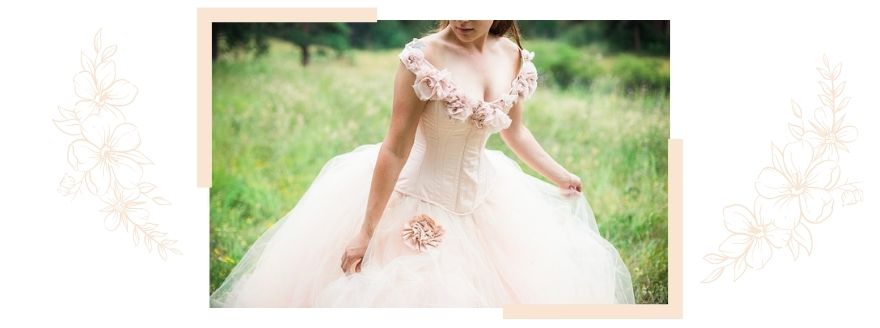 corset sur robe de mariée victorien